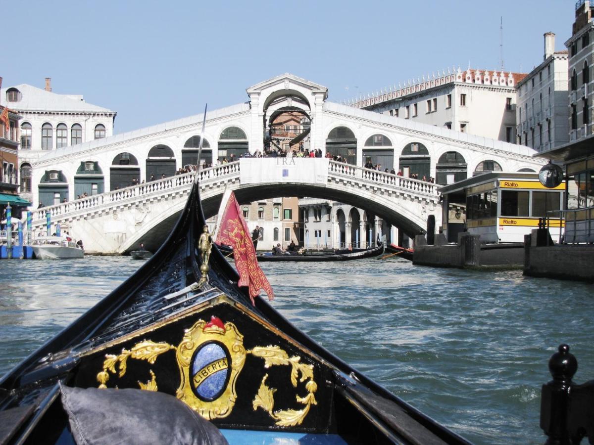 Youatmolino Canal View Apartment Venecia Exterior foto